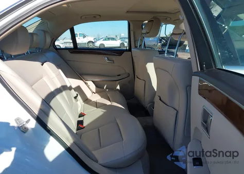 2014 Mercedes-Benz E 350 из США, поврежденный, VIN WDDHF5KB1EB061940